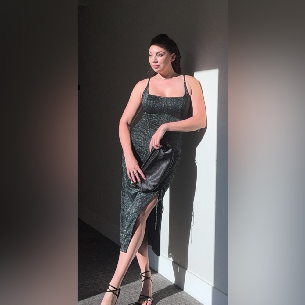 Popilush-Sleeveless Shimmer Ruched Evening Dress - Black